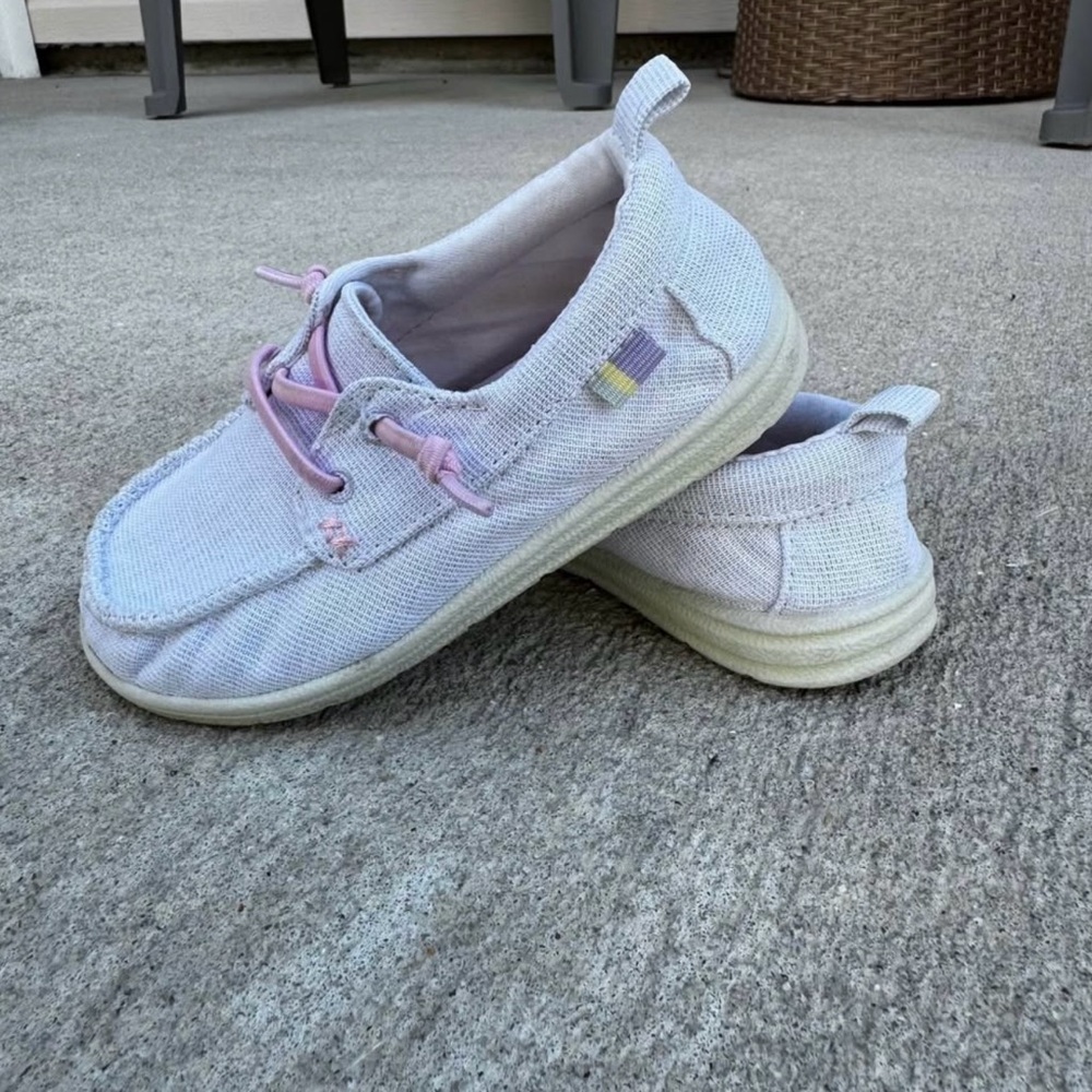 Toddler Casual White and Pink Shoes - Size 9 - Excellent Condition